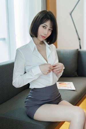 嗯爹爹太粗太长了把腿张大点